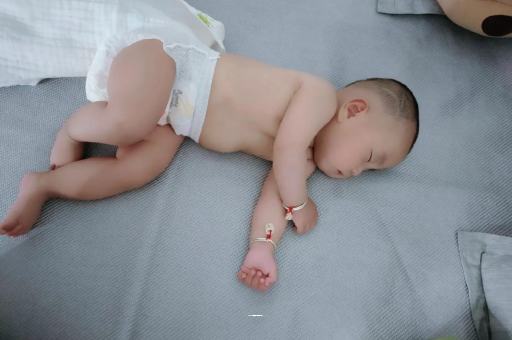 清远怀孕多久肚子会胀气